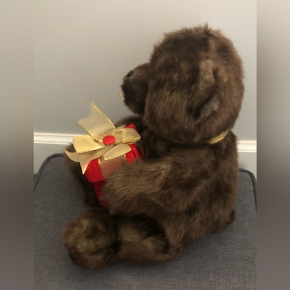 GUND Teddy Bear Plush holding gift box - Picture 4 of 7